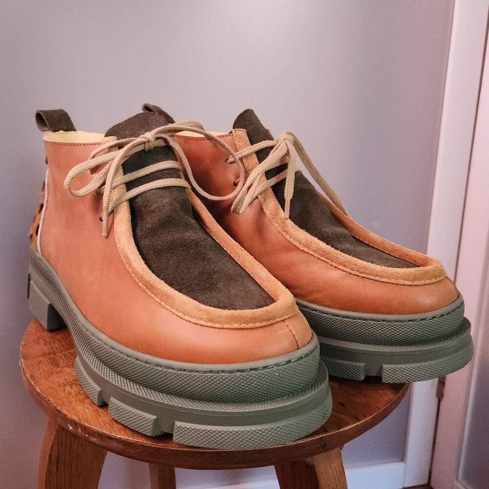 Dulis Wallabee Boots EU 39 US 8.5